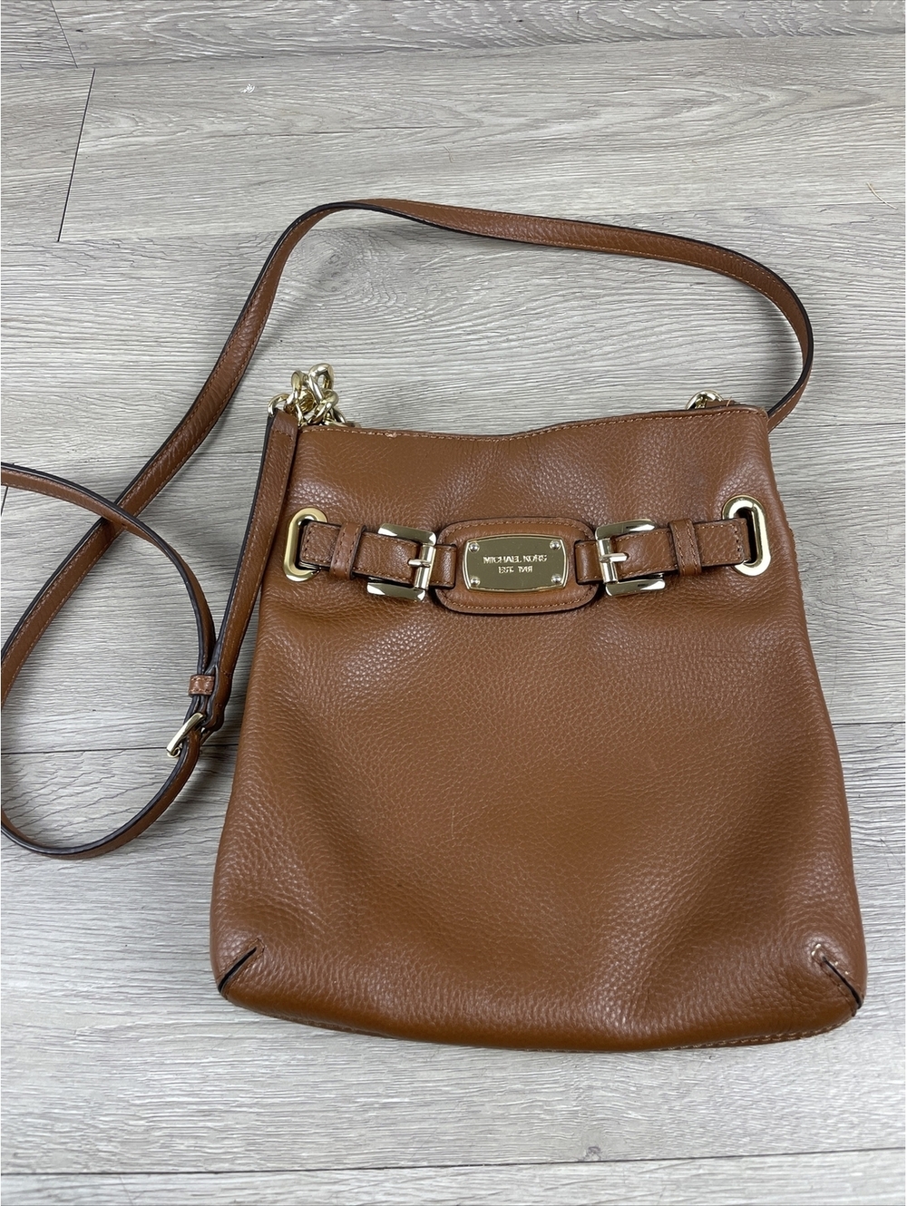Michael Kors Womens Brown Leather Adjustable Strap Crossbody Handbag Size Small